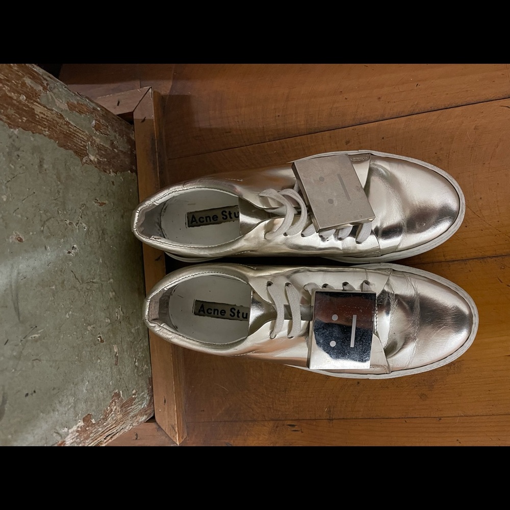 Acne Studios Gold “Face” Sneaker. Sz EU37 - Picture 4 of 8